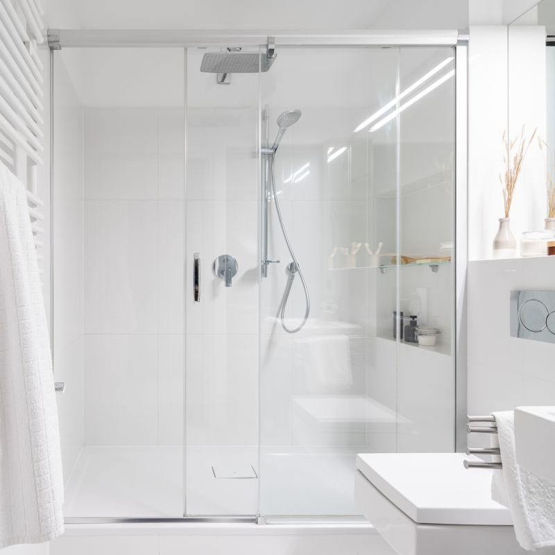 Shower with Rainfall Showerhead